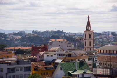 Flyg till Antananarivo, Madagaskar