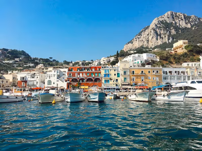 Flyg till Capri, Italien