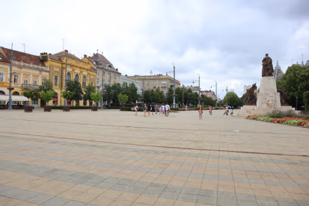 Flyg till Debrecen, Ungern