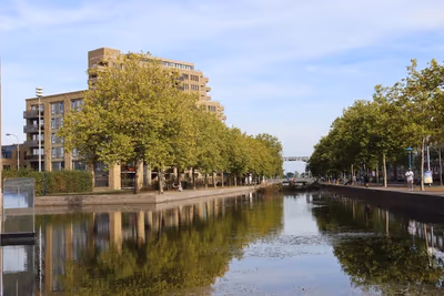 Flyg till Eindhoven, Nederländerna