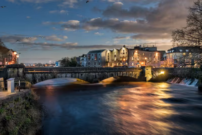 Flyg till Galway, Irland