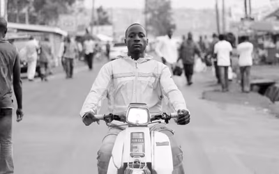 Flyg till Kampala, Uganda