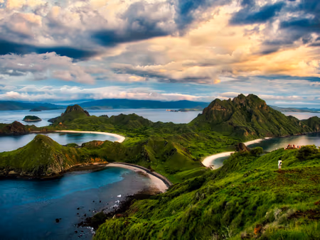 Flyg till Komodo, Indonesien
