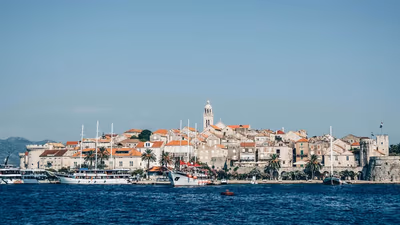 Flyg till Korčula, Kroatien