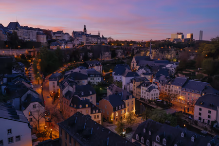 Flyg till Luxembourg, Luxemburg
