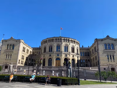 Flyg till Oslo, Norge
