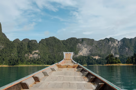 Flyg till Phong Nha, Vietnam