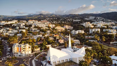 Flyg till Réunion, Réunion