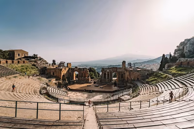 Flyg till Taormina, Italien