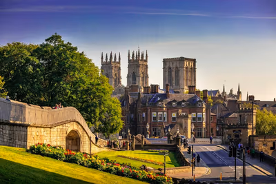 Flyg till York, Storbritannien